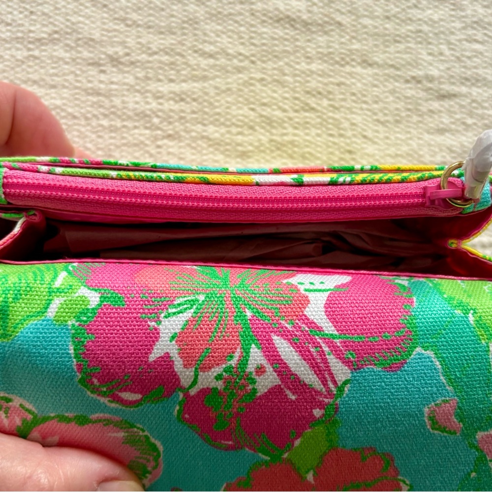 Lilly Pulitzer Colorful Floral Wallet/Wristlet - Picture 3 of 4